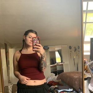 Maroon ribbed tank top rue 21 size large